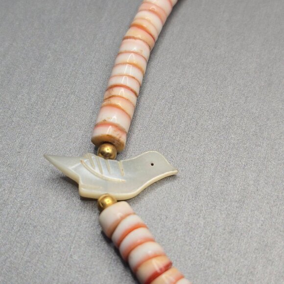 VTG Heishi Spiny Oyster MOP Fetish Bird Choker Necklace 12" - Picture 4 of 10